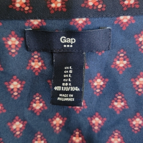 Gap Factory | Navy Burgundy Orange Print Top - Picture 3 of 4